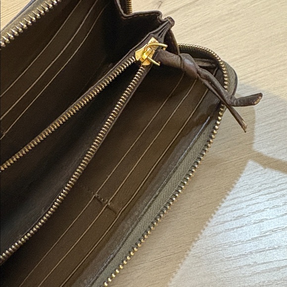 Bottega Veneta Brown Leather Wallet - Picture 12 of 16